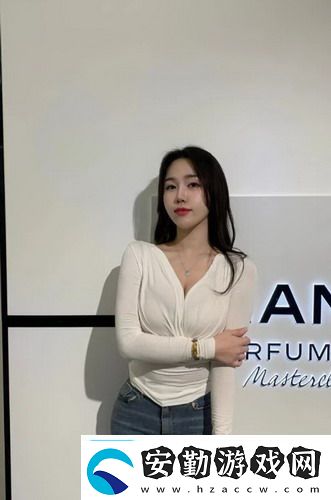 為什么有人會(huì)裝睡故意把腿張開給公這種行為背后隱藏著怎樣的心理