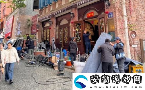 撒貝寧與王鷗現(xiàn)身福州