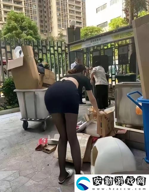 老婆被快遞員干了一下午