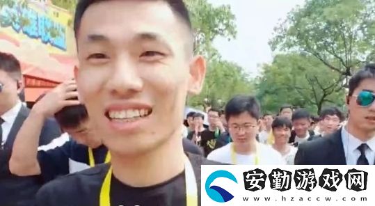 旭旭寶寶計(jì)劃送粉絲車