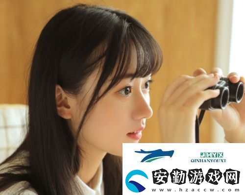 幾個裝修工人把我壓在茶幾太離譜友