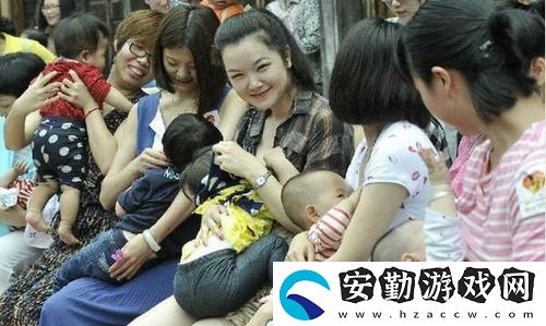 探討“一邊下奶一吃敷視頻好幾個(gè)人”的育兒新趨勢(shì)