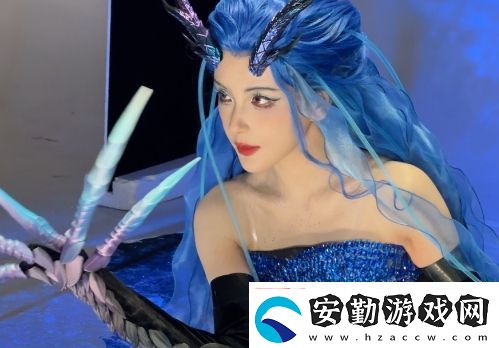 LPL女主持Rita扮演龍王敖閏