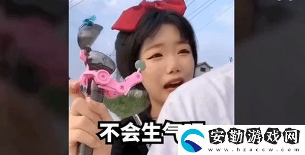 不像我只會(huì)心疼giegie梗的意思介紹