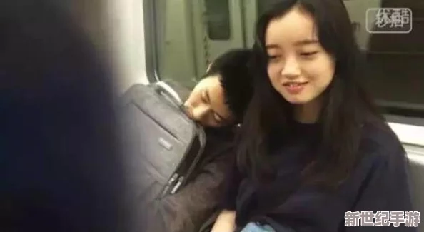 在地鐵上演繹一女多男的激情故事