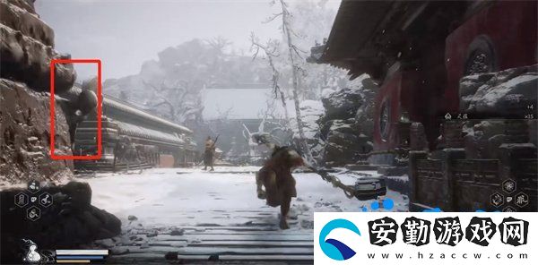 黑神話悟空亢金龍?jiān)谀?></p><p>4、接著在平臺(tái)的右前方位置，下坡繼續(xù)往院子中間移動(dòng)；</p><p style=
